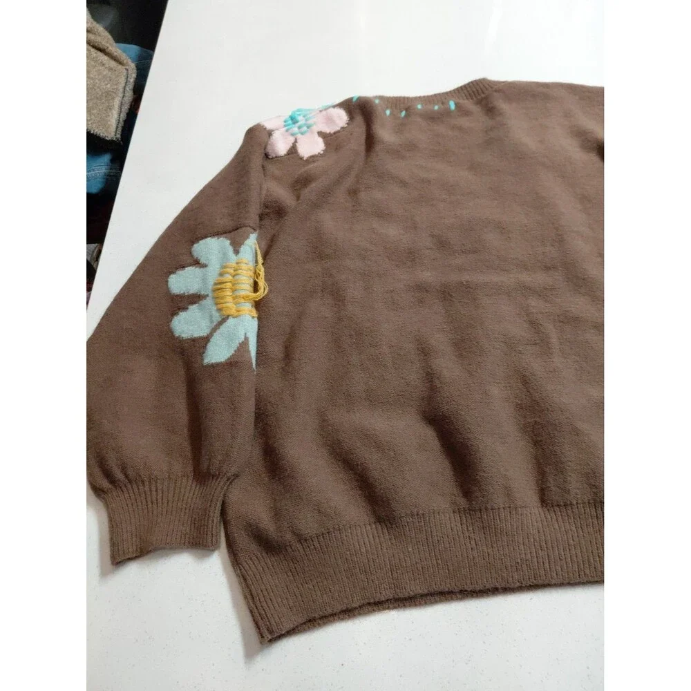 POL Women's V-Neck Sweater Chocolate Brown with Textured Flowers size Large